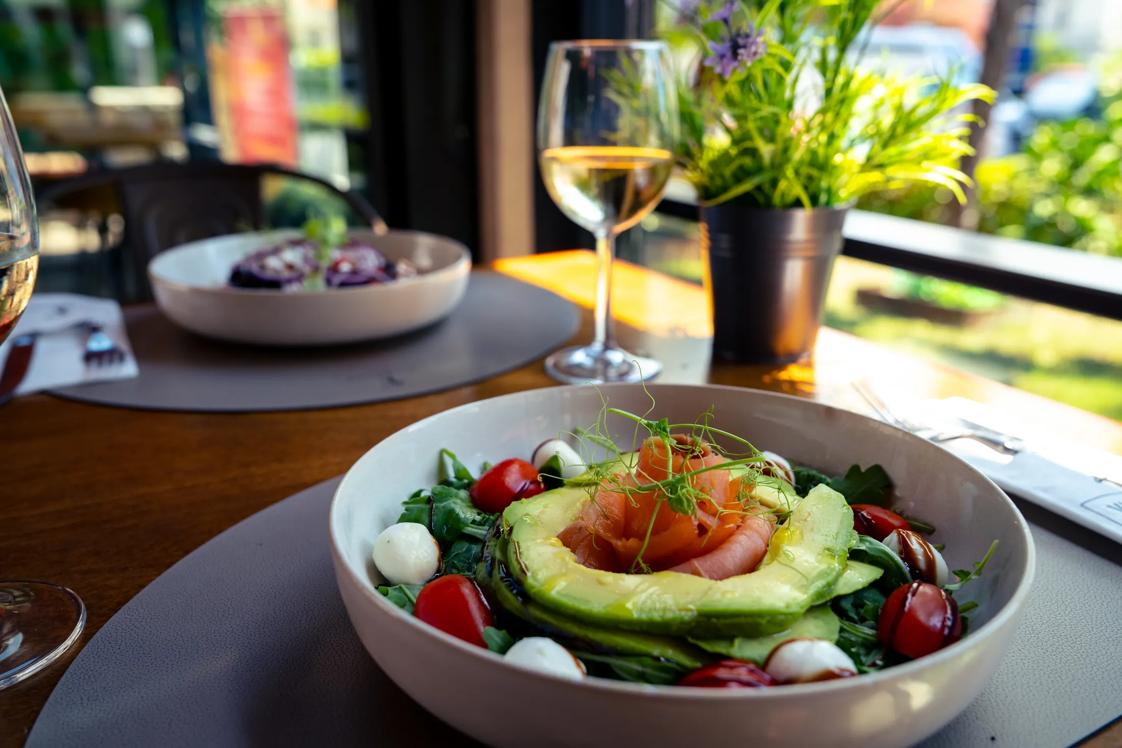 Salad with avocado and smoked salmon, by the window onto the garden, Pizzeria Villa Diana, Lučac, Split