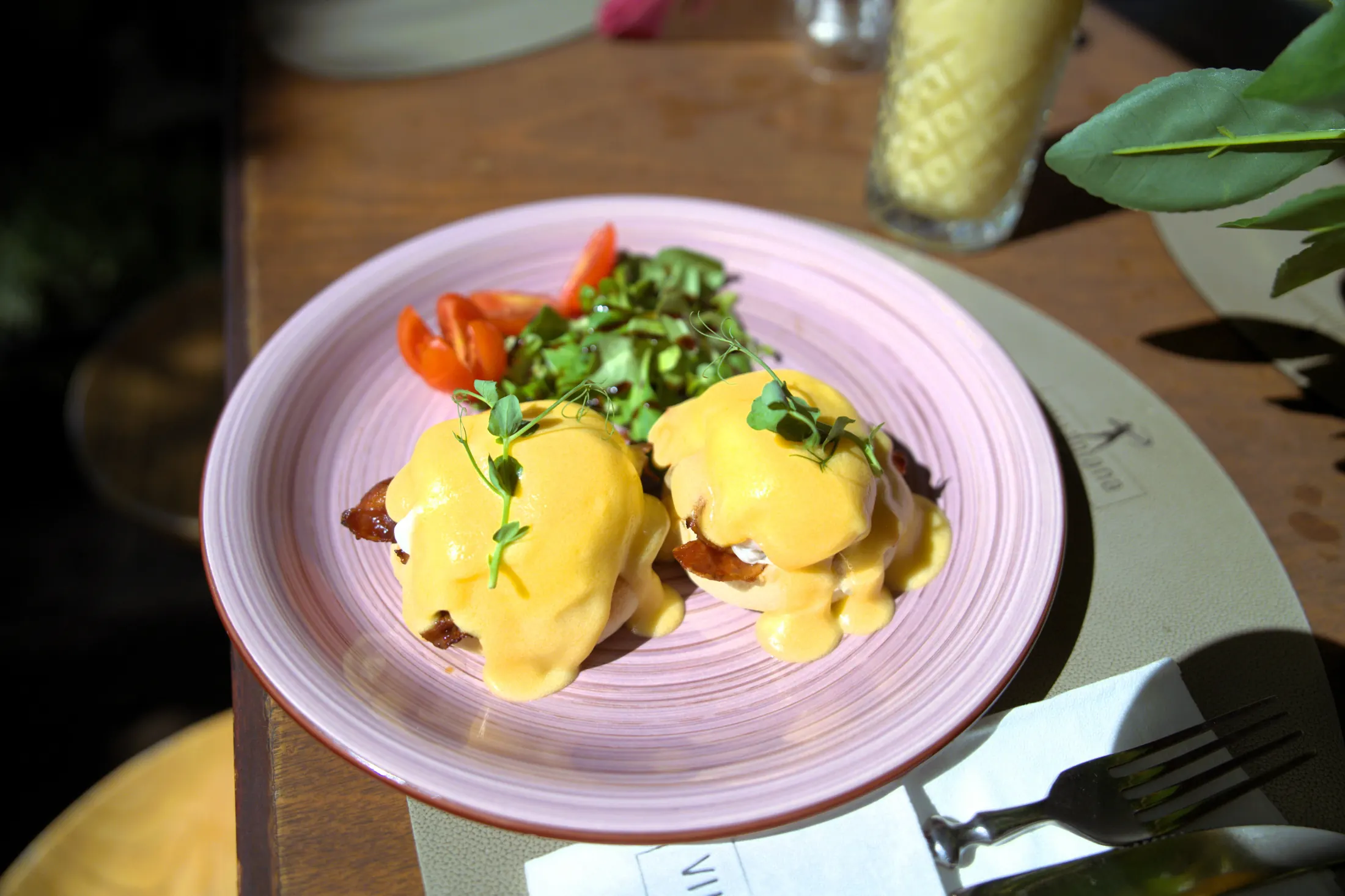Eggs Benedict, poached eggs on bread and bacon topped with hollandaise sauce, Pizzeria Villa Diana, Lučac, Split