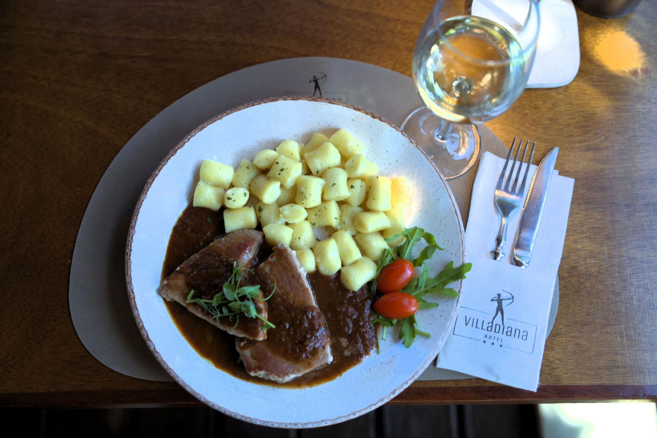 Steak in sauce with gnocchi and rocket, Pizzeria Villa Diana, Lučac, Split